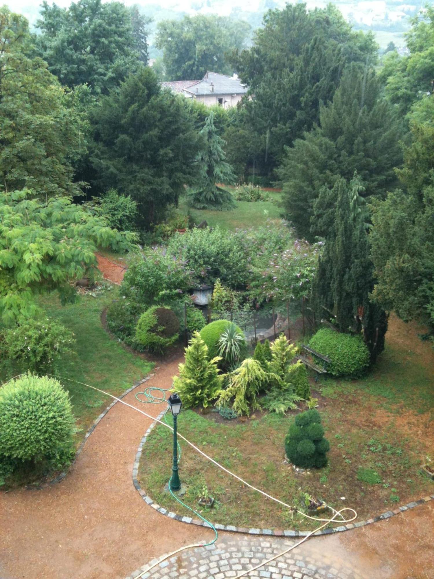 Bed and Breakfast Au Fond De La Cour Veyre-Monton Exteriér fotografie